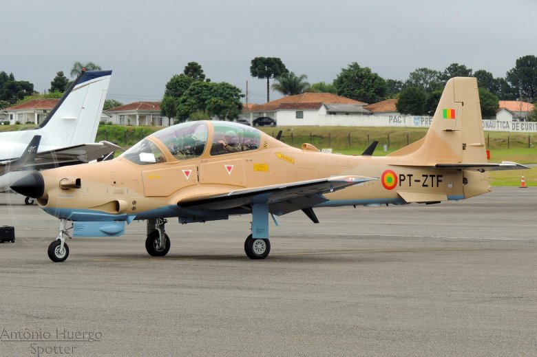 Бразильский самолет