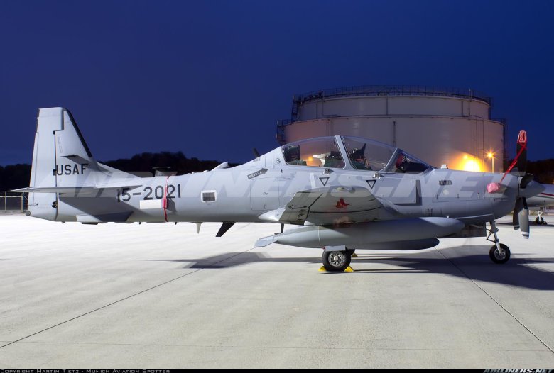 Embraer emb 314 super tucano самолет