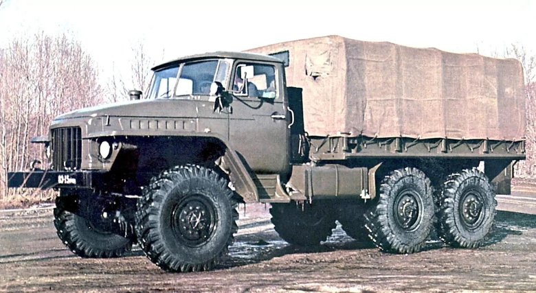 Грузовик урал 375д