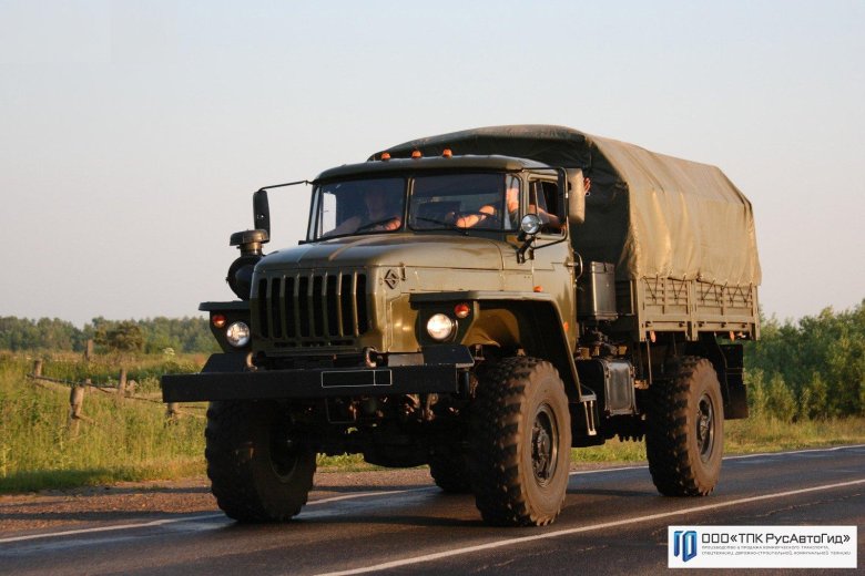 Военный грузовик урал