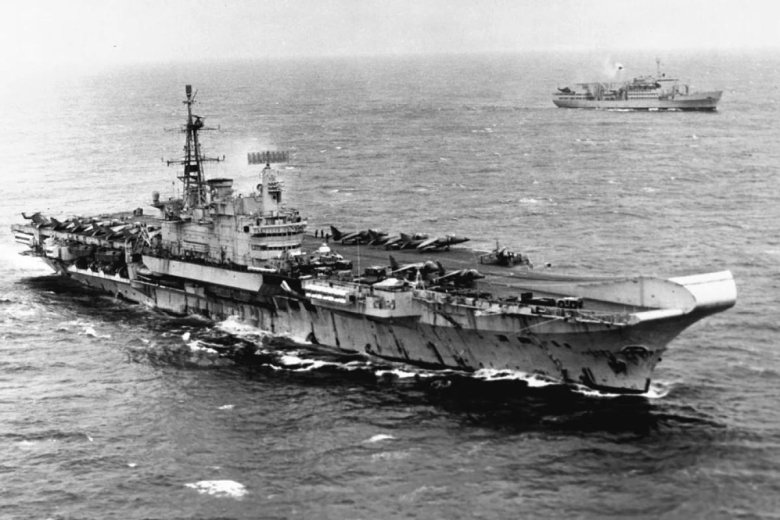 Авианосец hms hermes