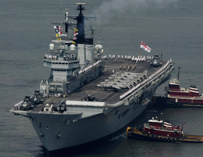 Британский авианосец «принц уэльский»