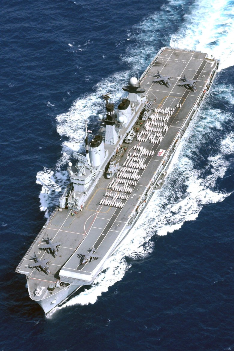 Авианосец илластриес 1940