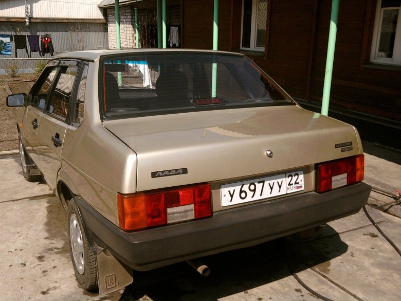 Lada ваз 21099