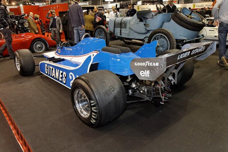 Ligier js11