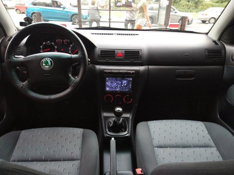 Skoda octavia tour 2008 салон