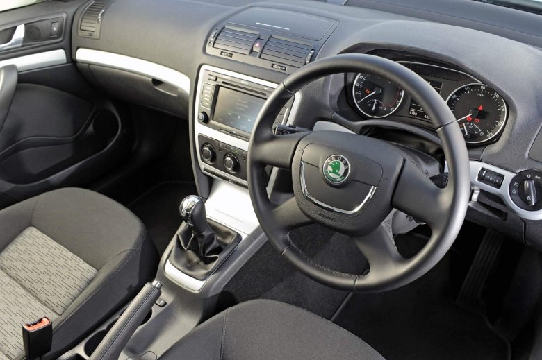 Skoda octavia a5 interior