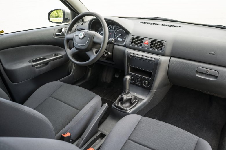 Салон skoda octavia tour 2010