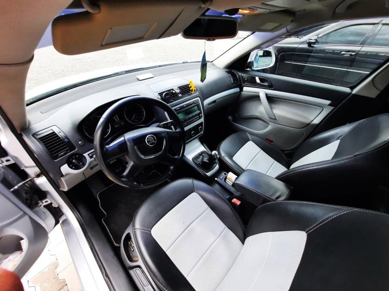 Volkswagen scirocco iii