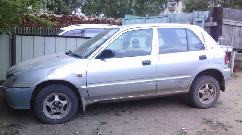 Daihatsu charade g200