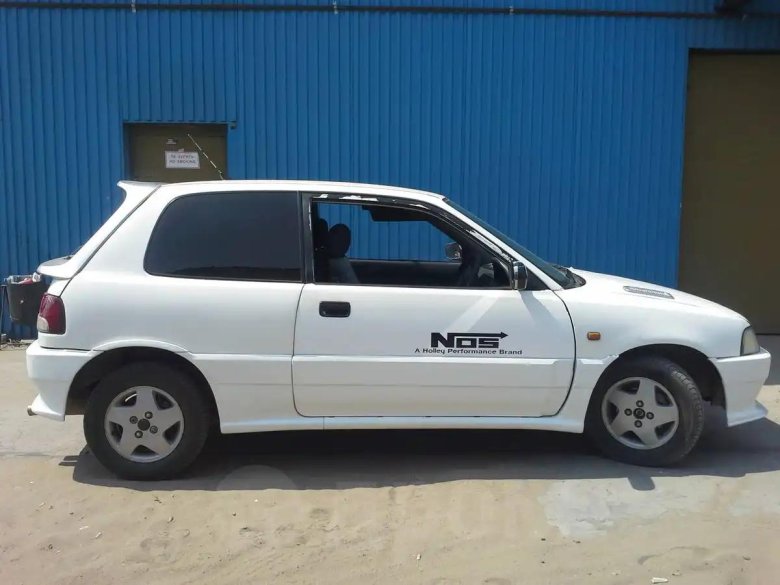 Toyota starlet 1998