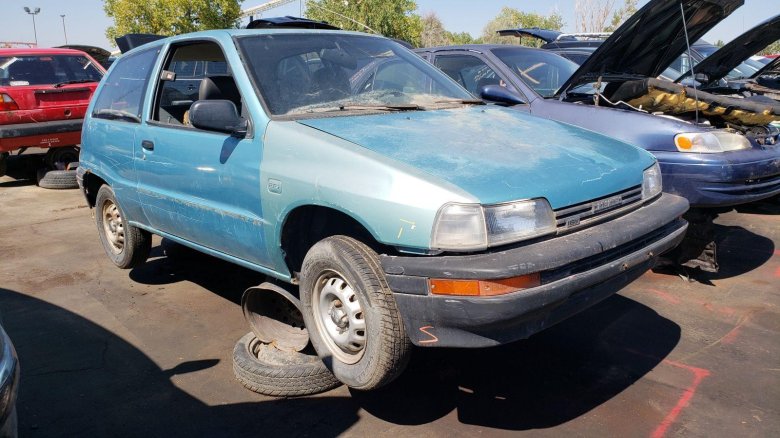 Daihatsu charade hatchback