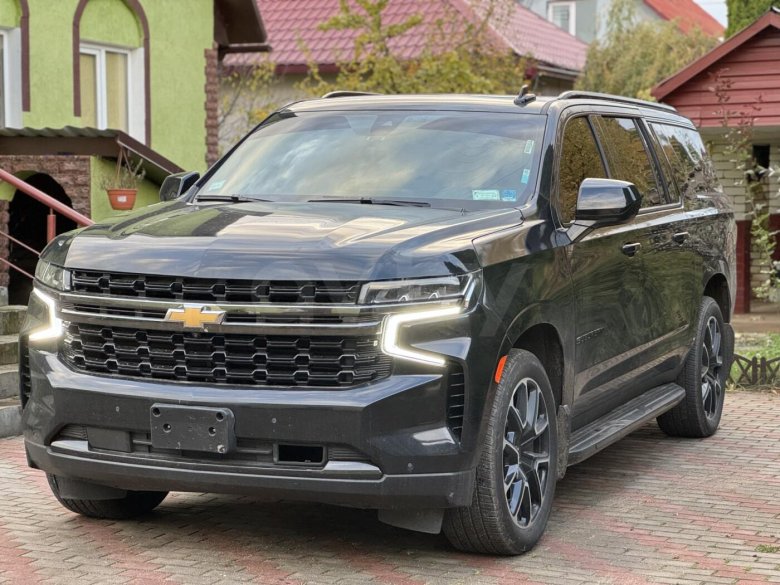 Шевроле субурбан 2019