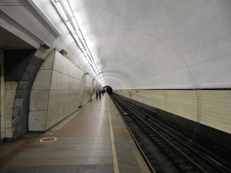 Станция метро лубянка