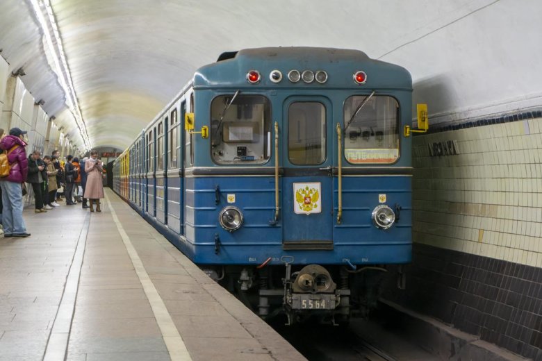 Еж 3 вагон метро