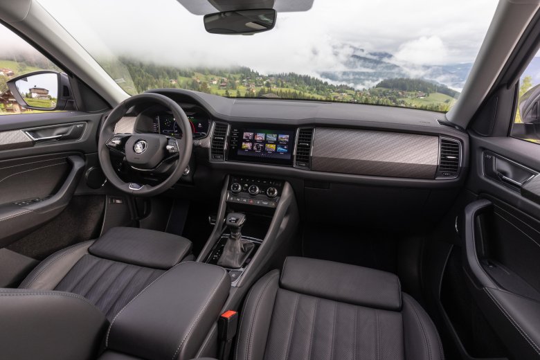 Skoda kodiaq 2016 - 2022 i черный