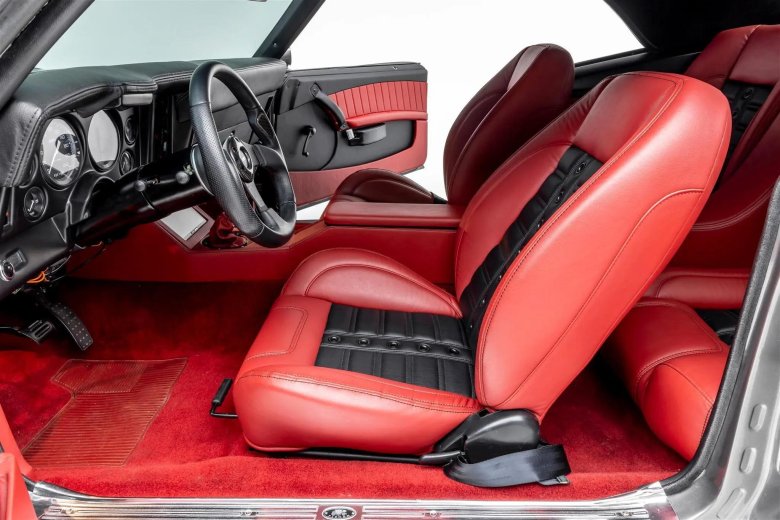 Chevrolet camaro z28 1970 салон