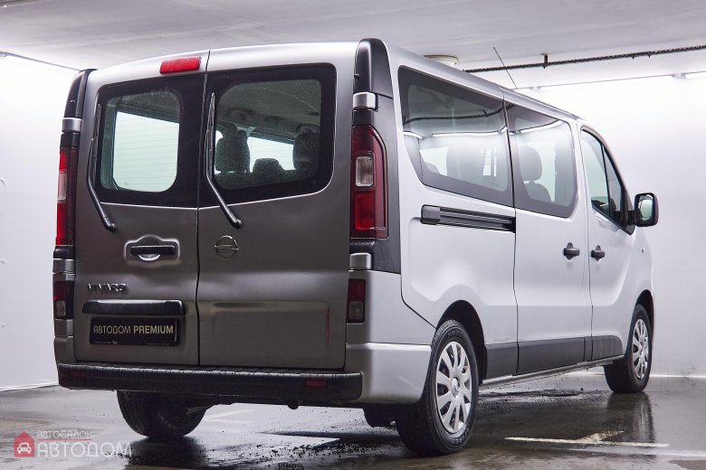 Микроавтобус рено