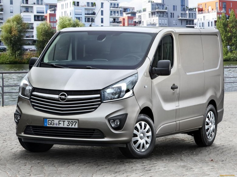 Opel vivaro renault