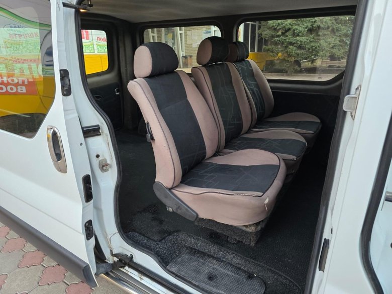 Опель виваро салон пассажирский