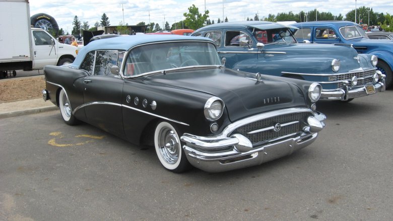Buick roadmaster 1955