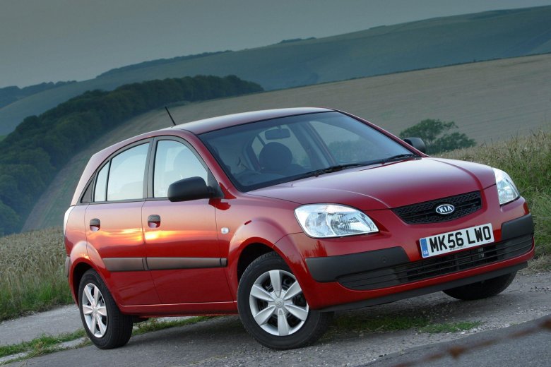 Kia rio 2005 хэтчбек