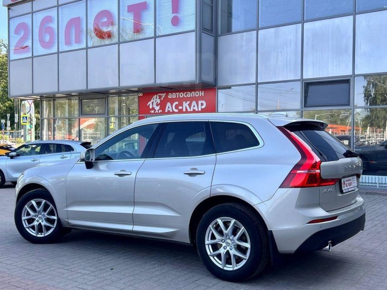 Вольво хс 60 2019