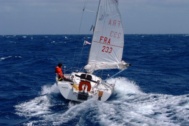 Яхта парусная