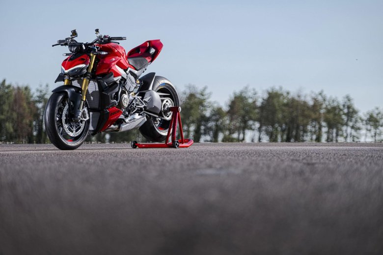 Ducati streetfighter v 4 s