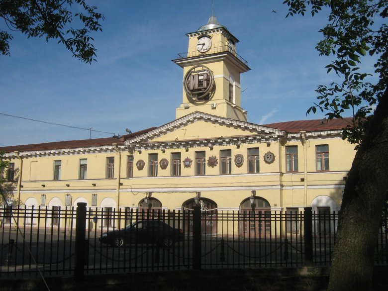 Здание заводоуправления