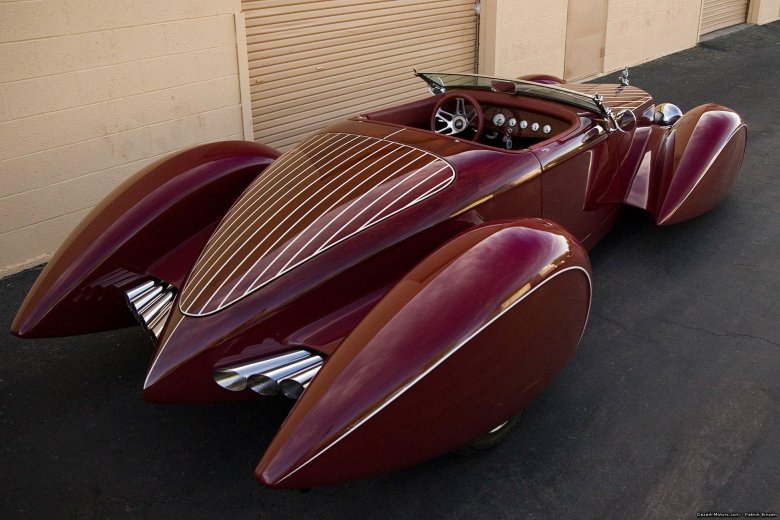 Deco rides boattail speedster