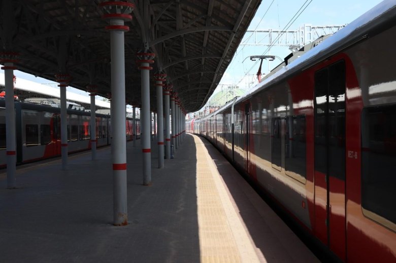 Электричка тверь