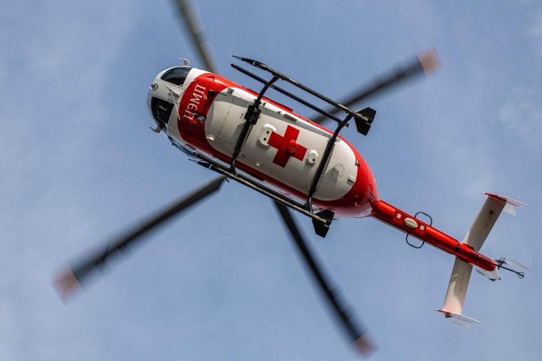Вертолет медицинский цэмп