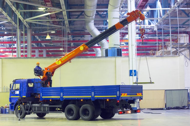 Камаз 65117 с кму palfinger inman it150