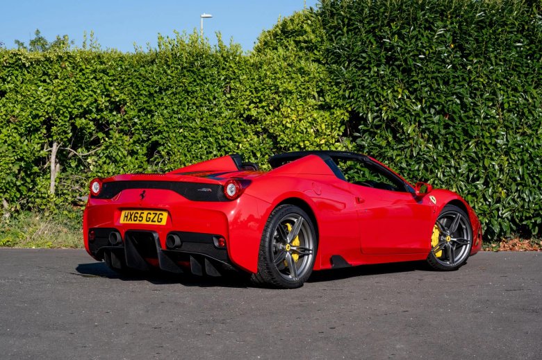 Ferrari 458 speciale a