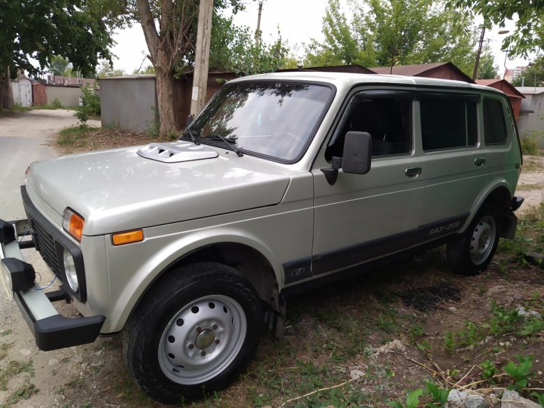 Lada (ваз) 2131