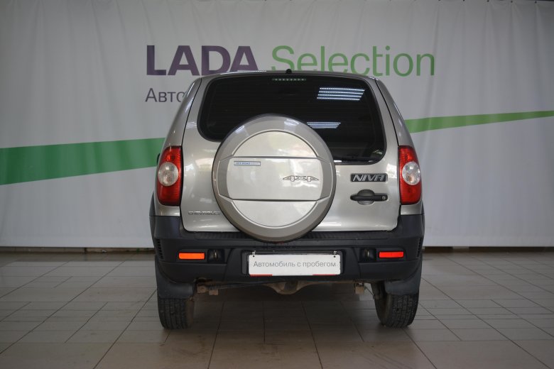 Chevrolet niva 2015