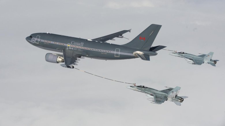 Самолет-заправщик kc-46 pegasus