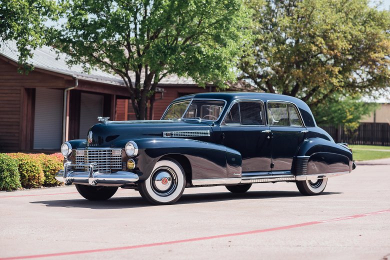 Cadillac fleetwood series 60