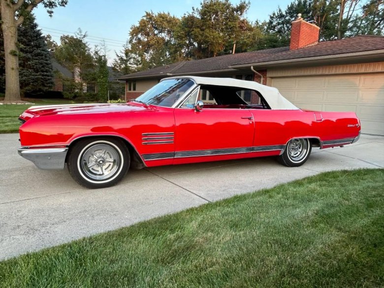 Buick wildcat 1966