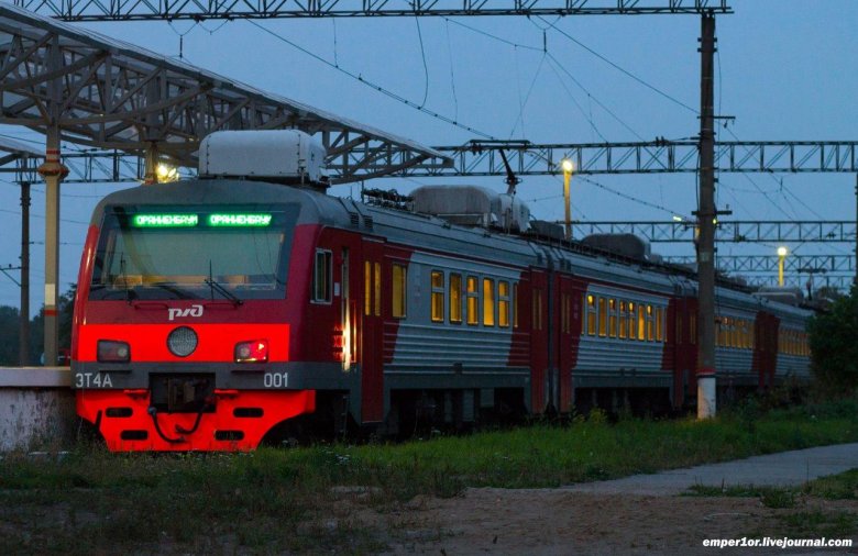 Электропоезд эт 2 м