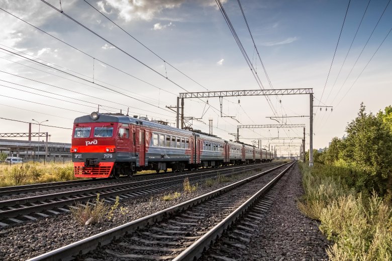 Эр 2 т электропоезд