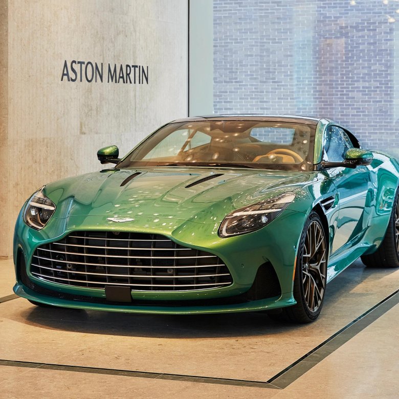 Aston martin db12