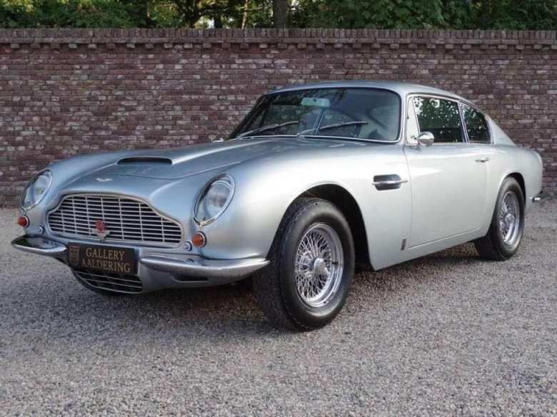 Aston martin db6 vantage