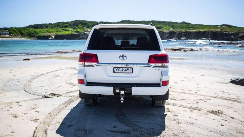 Toyota land cruiser 200 2022