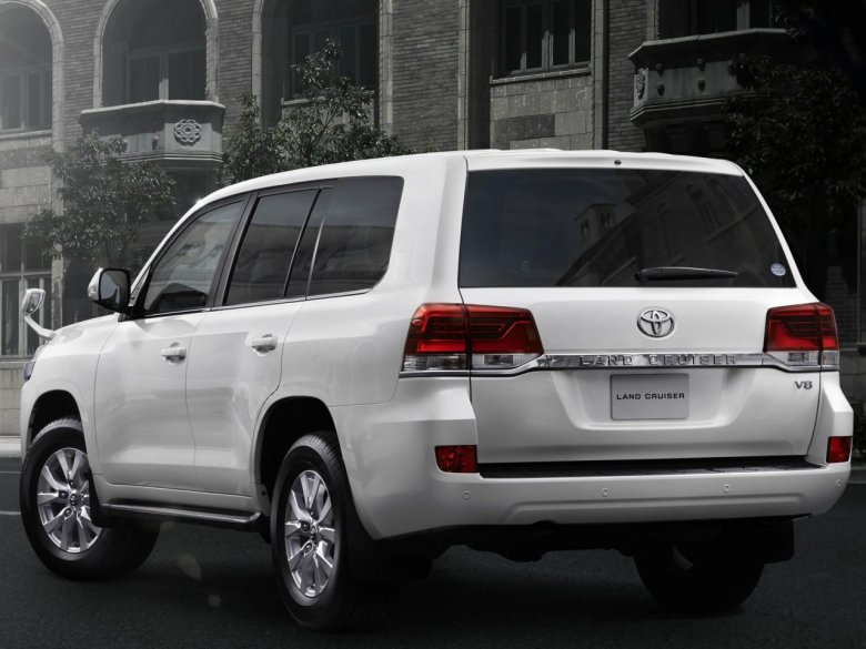 Toyota land cruiser 300
