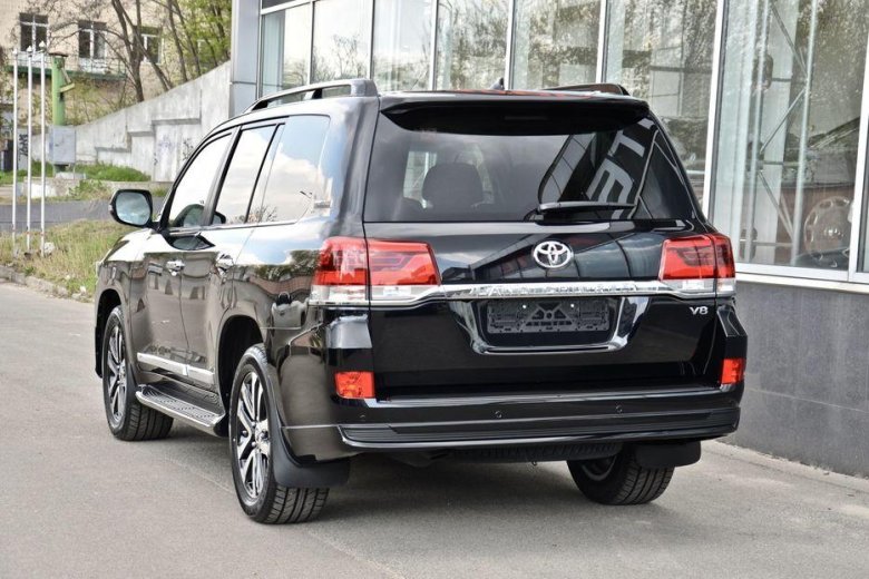 Тойота ленд крузер 200