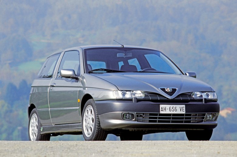Alfa romeo 145