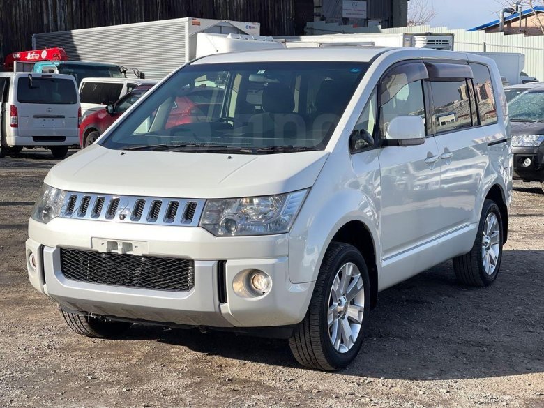 Митсубиси делика д5