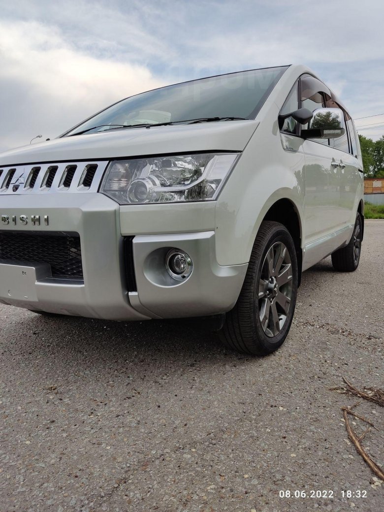 Делика мицубиси